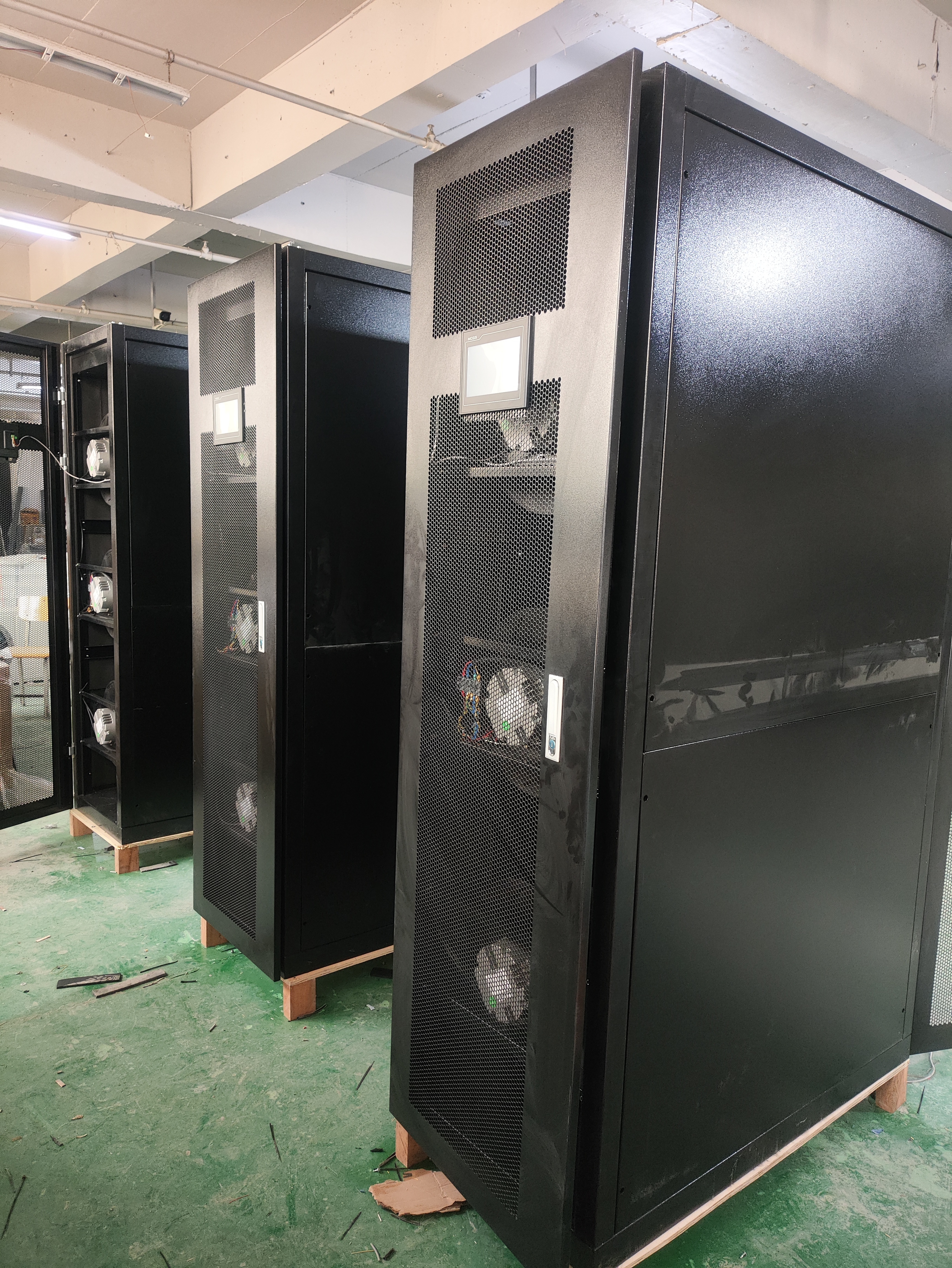 In-Row Air Cooled Precision AC Unit L Series L40 380V 3Ph Data Center ...