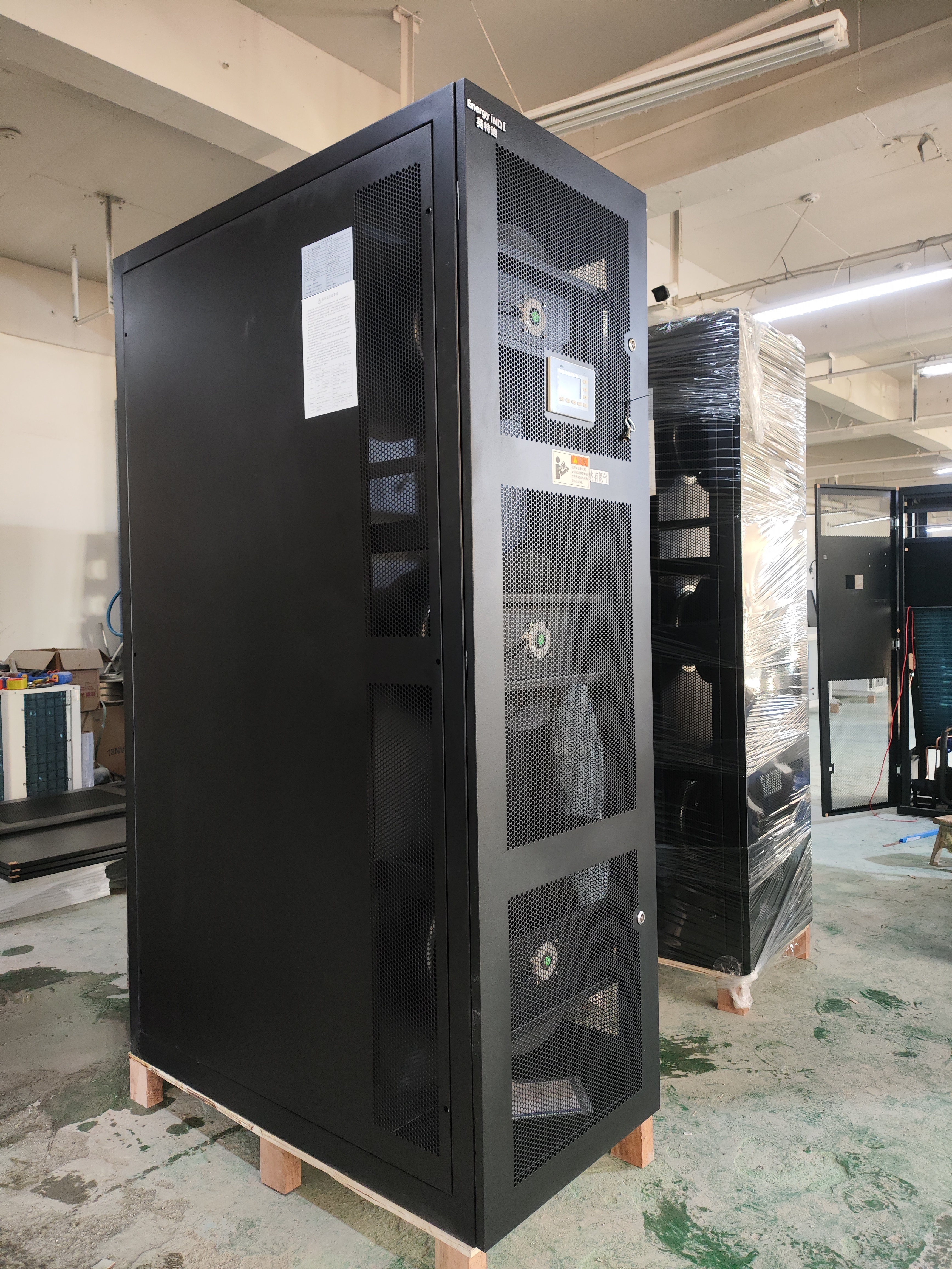 12.8KW Air Cooled Server Room AC Unit HVAC Cooling Systems For Data Centers