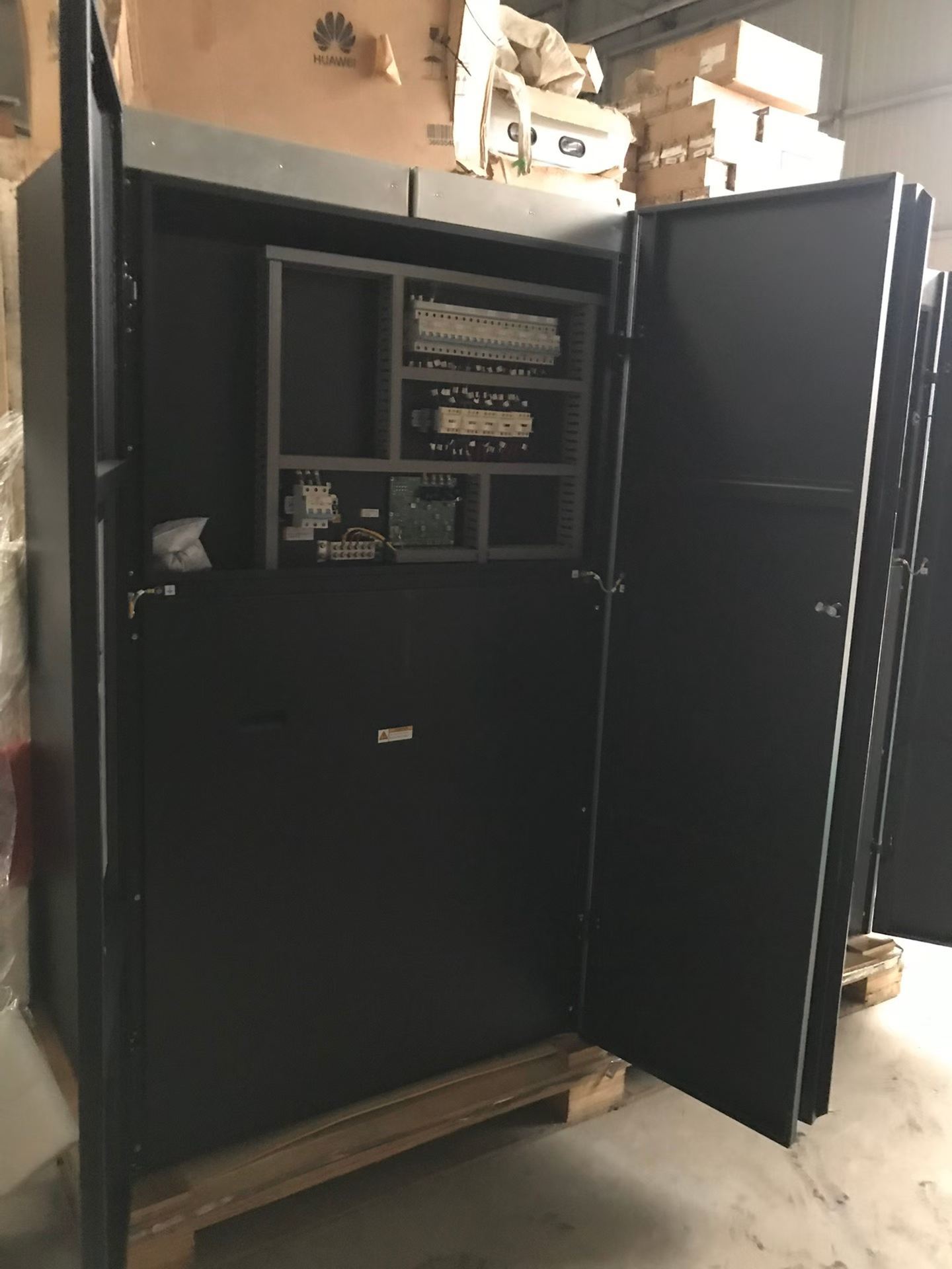 25.2KW In-Row Air Cooled Precision HVAC for Data Centers