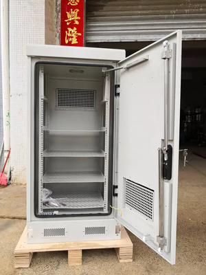 IP55 1.2mm SPCC Weatherproof Telecom Enclosures 23U Front Opening