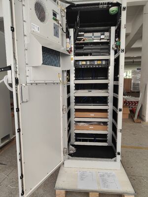 Outdoor Telecom Cabinet  IP45 IP55 -48vdc 16KW 24KW 36 KW Capacity For Telecom Base Station